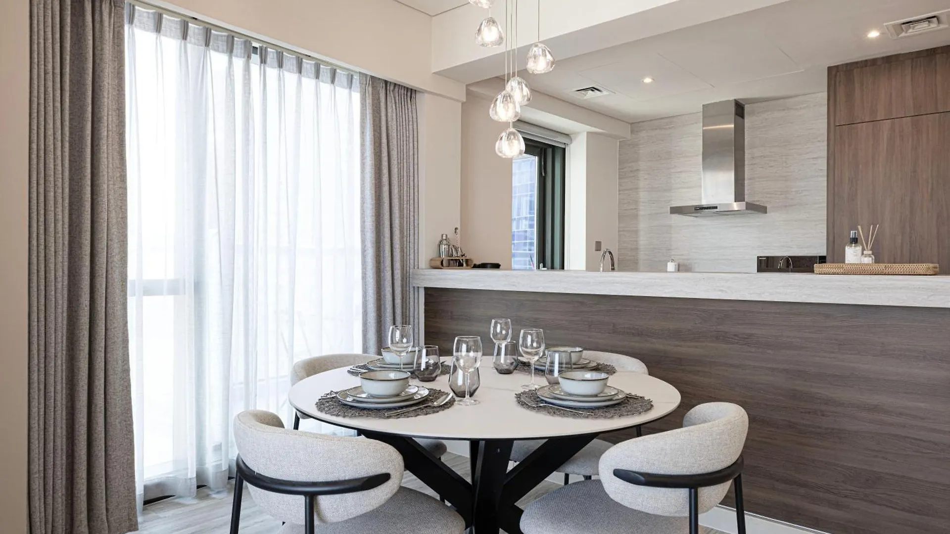 Apartment Amazing Oasis 1500 Sqft View Hotel Amenities Dubai