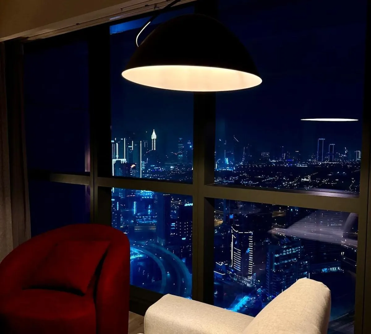 Apartment Amazing Oasis 1500 Sqft View Hotel Amenities Dubai United Arab Emirates