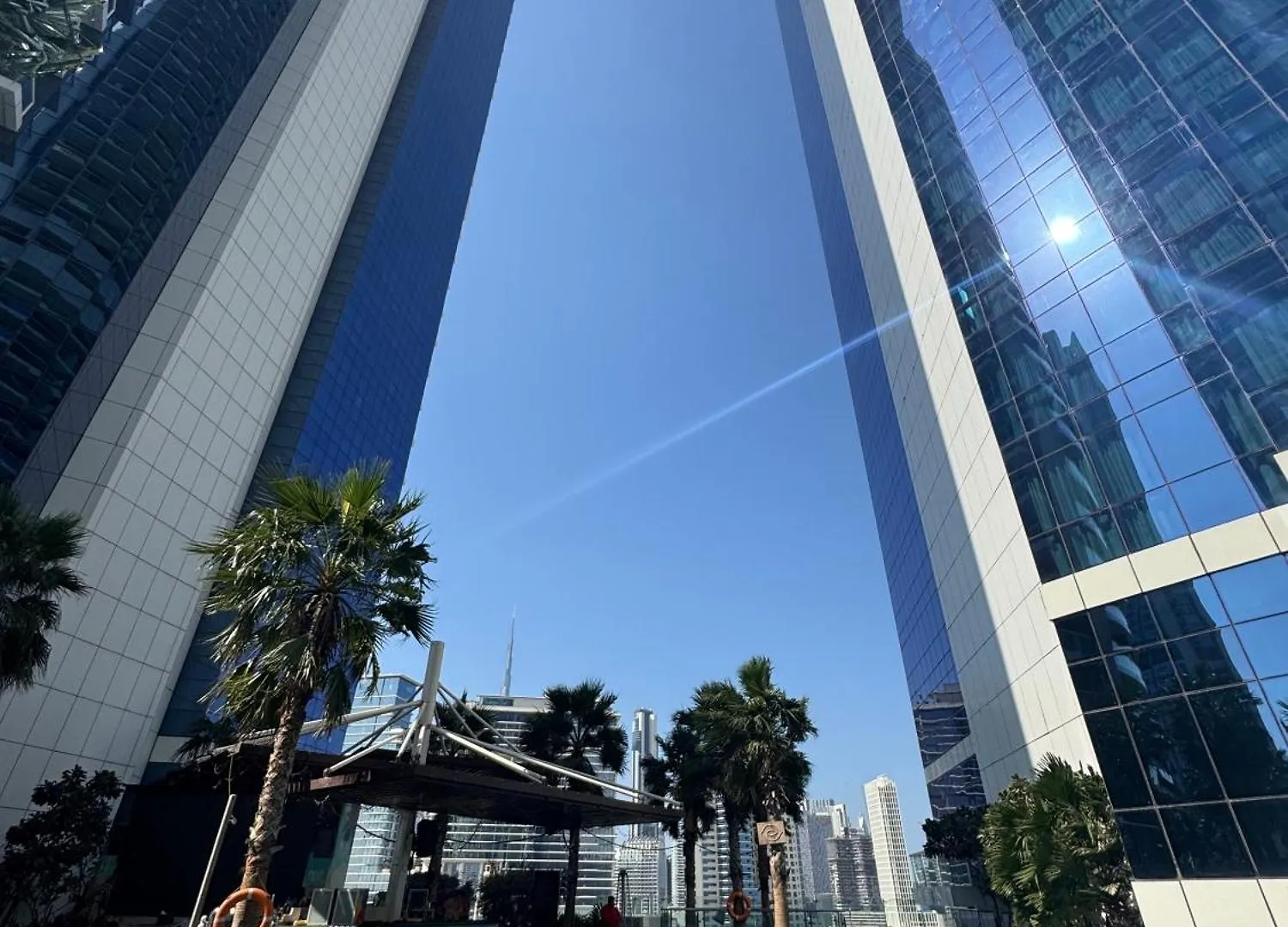 Amazing Oasis 1500 Sqft View Hotel Amenities Dubai
